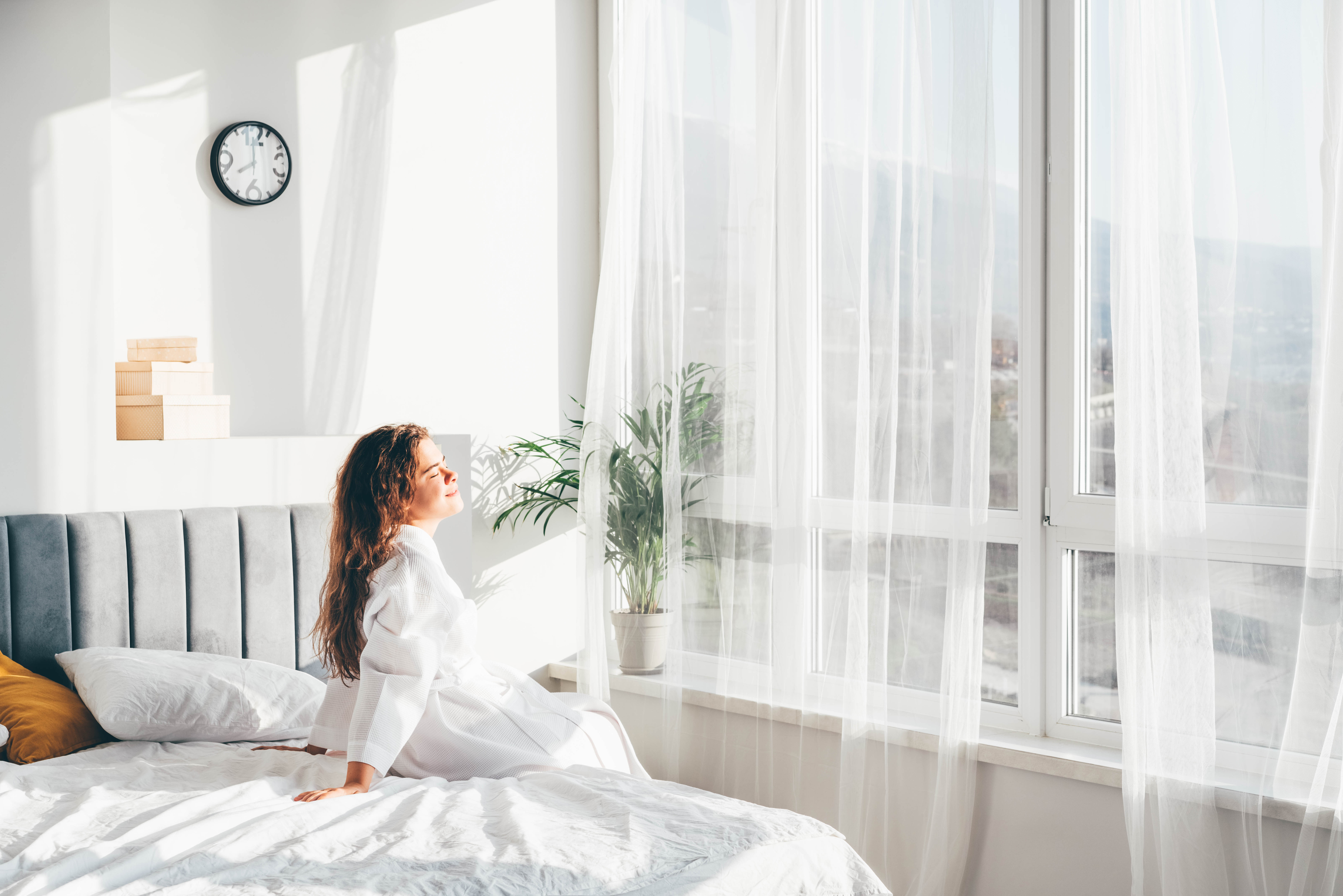 Découvrez comment déterminer votre durée de sommeil optimale en observant votre énergie, votre humeur et vos sensations.