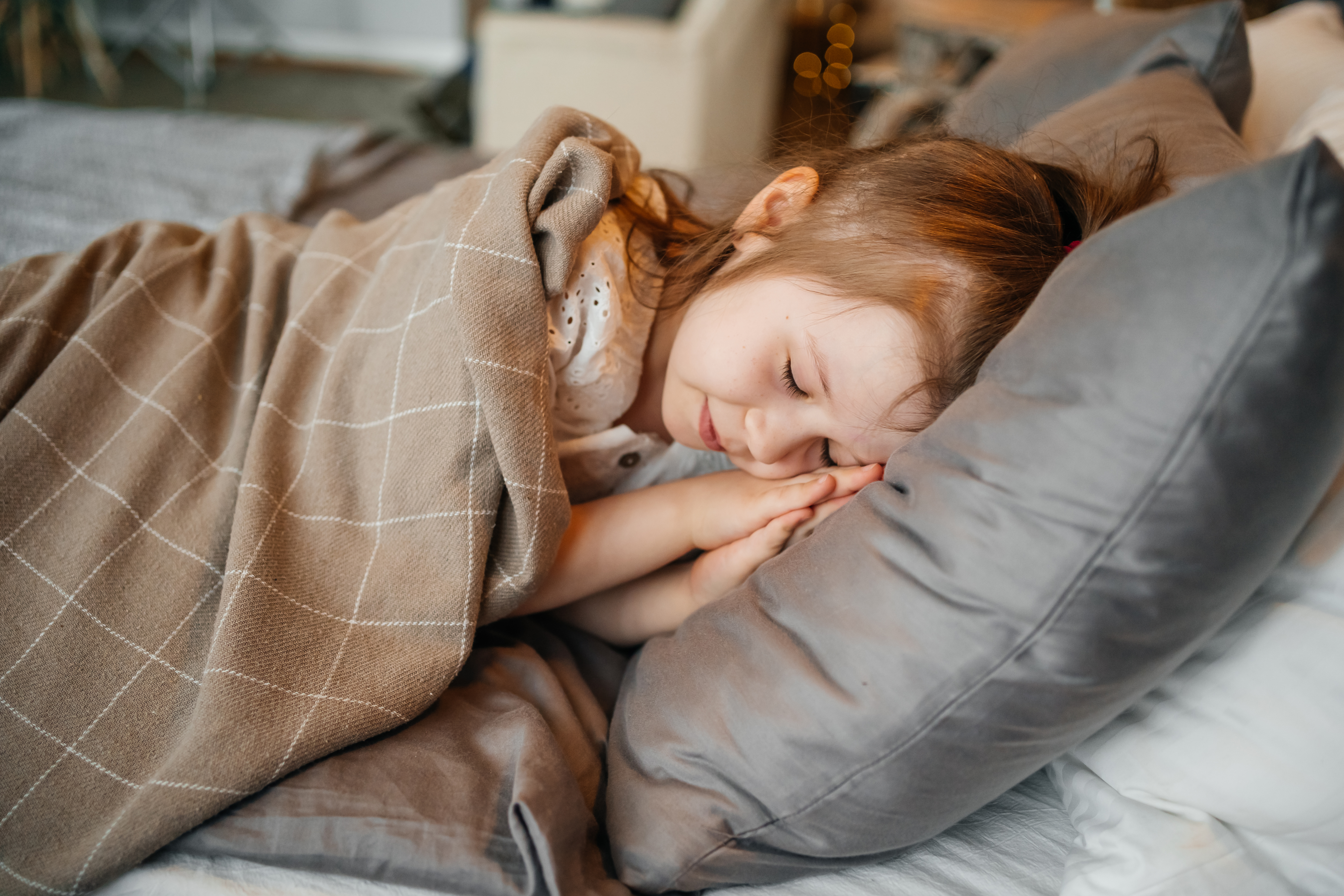 Découvrez comment normaliser les conversations sur le sommeil et influencer positivement les normes sociales pour un bien-être familial et collectif.