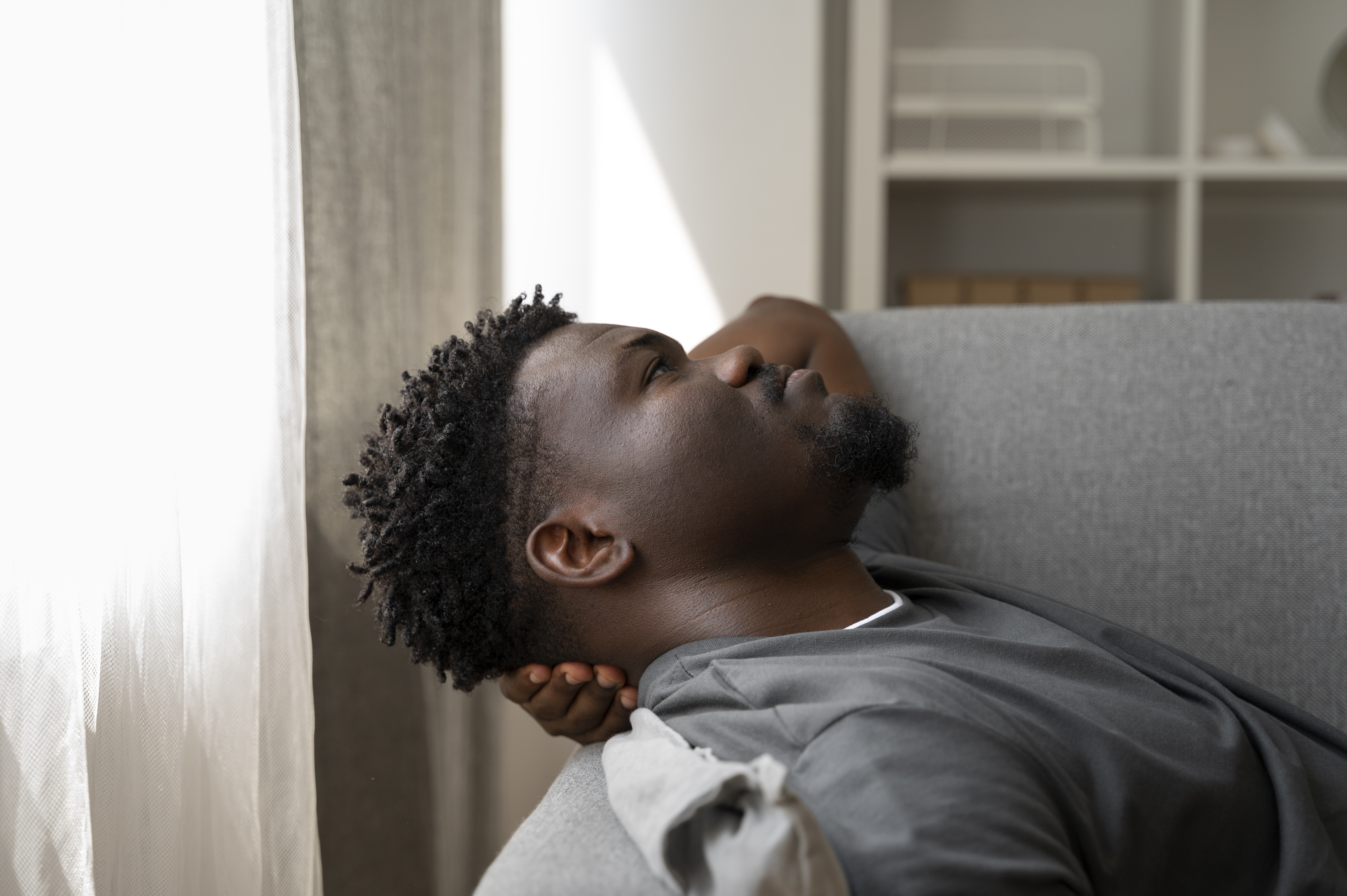 Découvrez les bienfaits du repos, des rituels du soir et du sommeil réparateur pour un bien-être optimal.