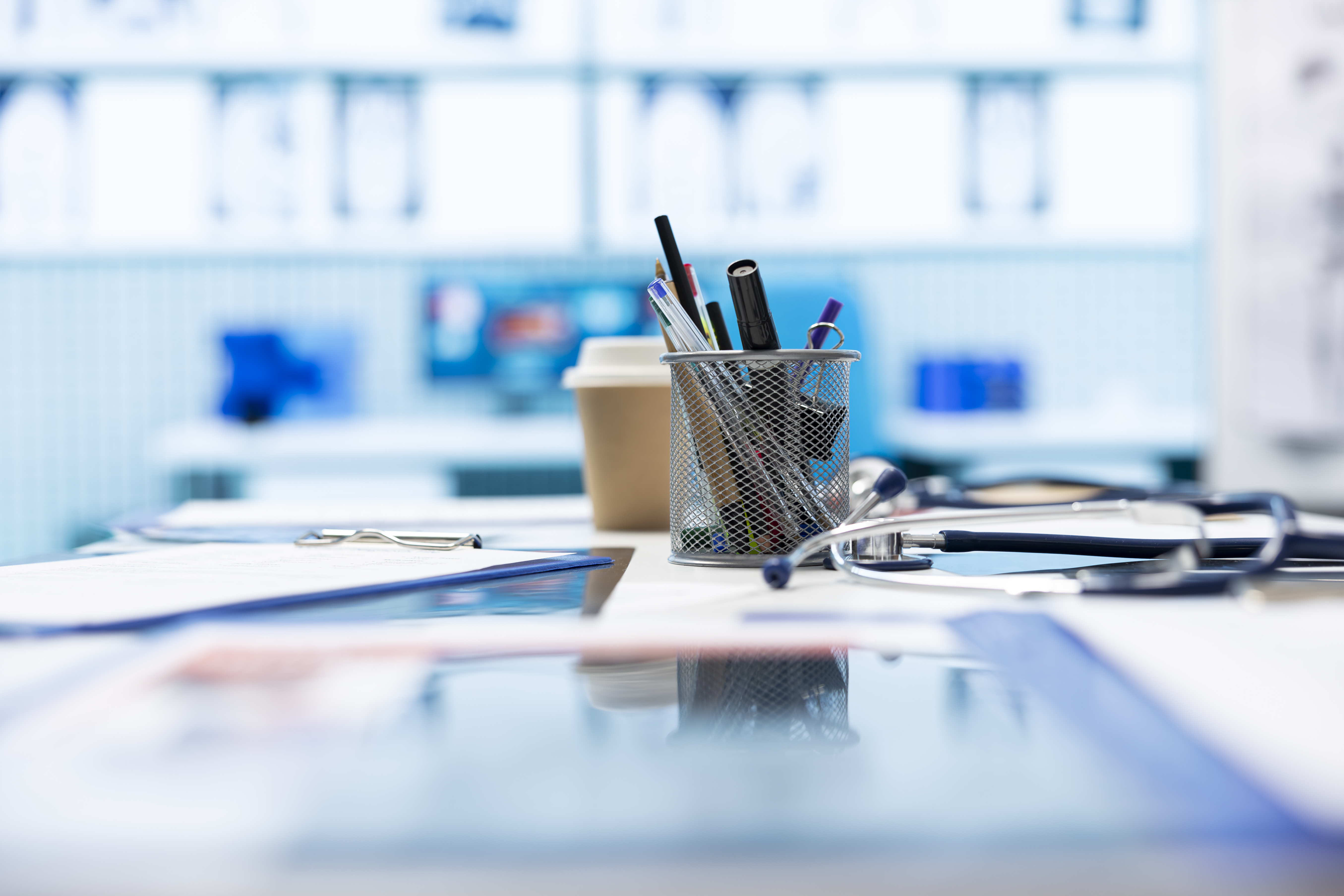 Découvrez des solutions pour gérer les défis du sommeil : insomnie, réveils nocturnes, récupération et bien-être mental.