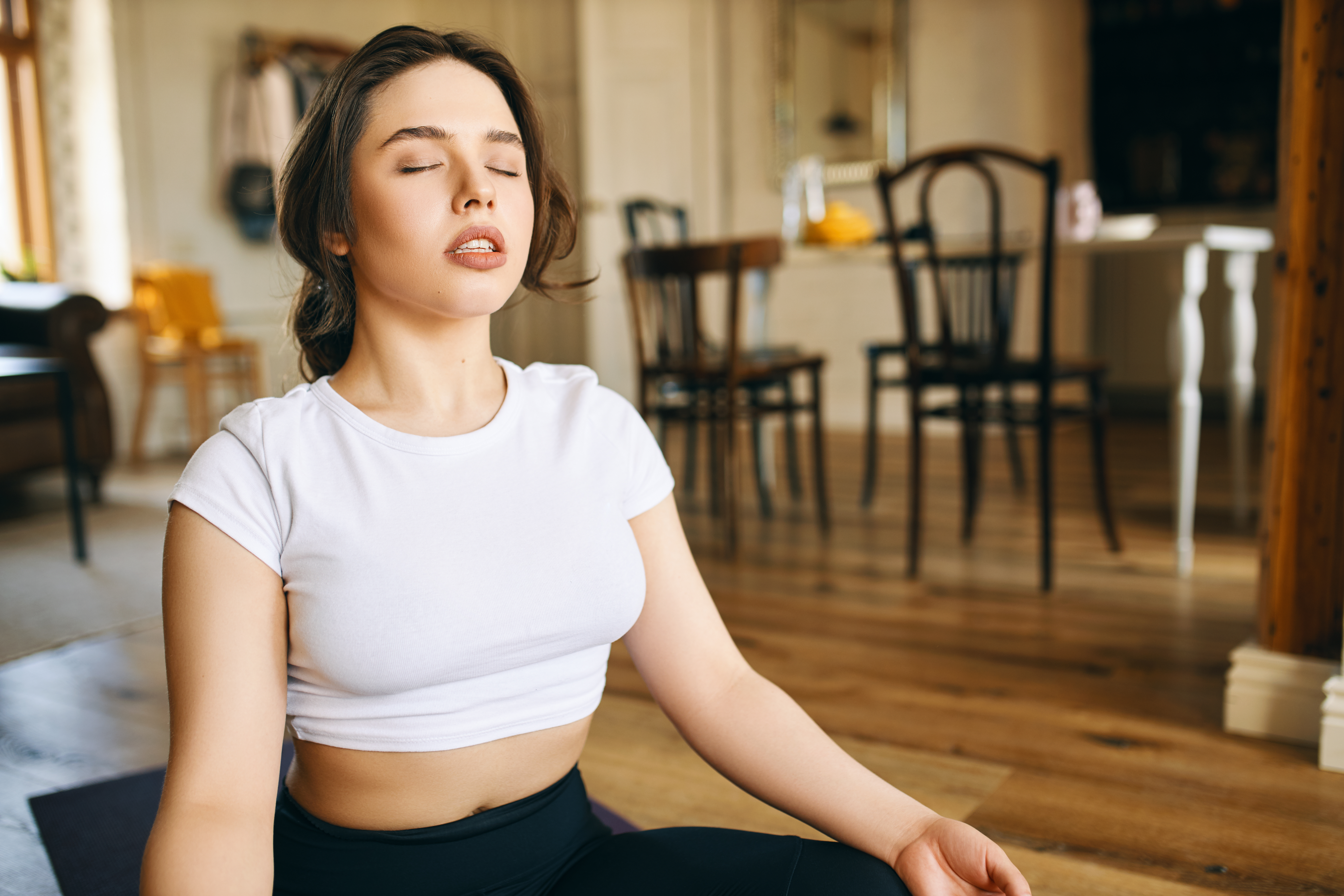 Découvrez des techniques de visualisation respiratoire pour apaiser l'esprit et détendre le corps. Cultivez le bien-être avec des images mentales apaisantes.