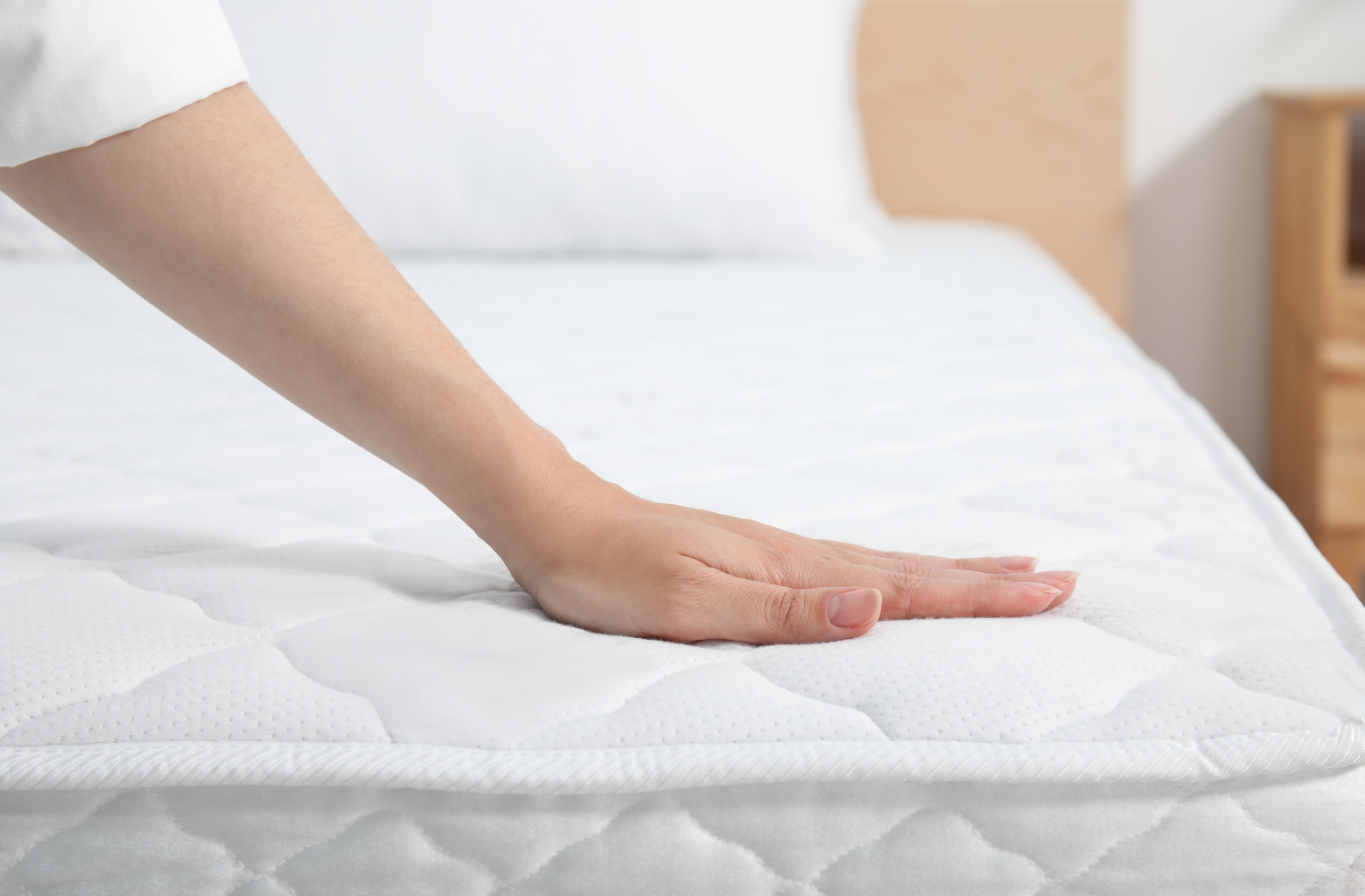 Conseils pour maintenir la propreté et la fraîcheur de votre literie : calendrier de lavage, aération et protections adaptées.