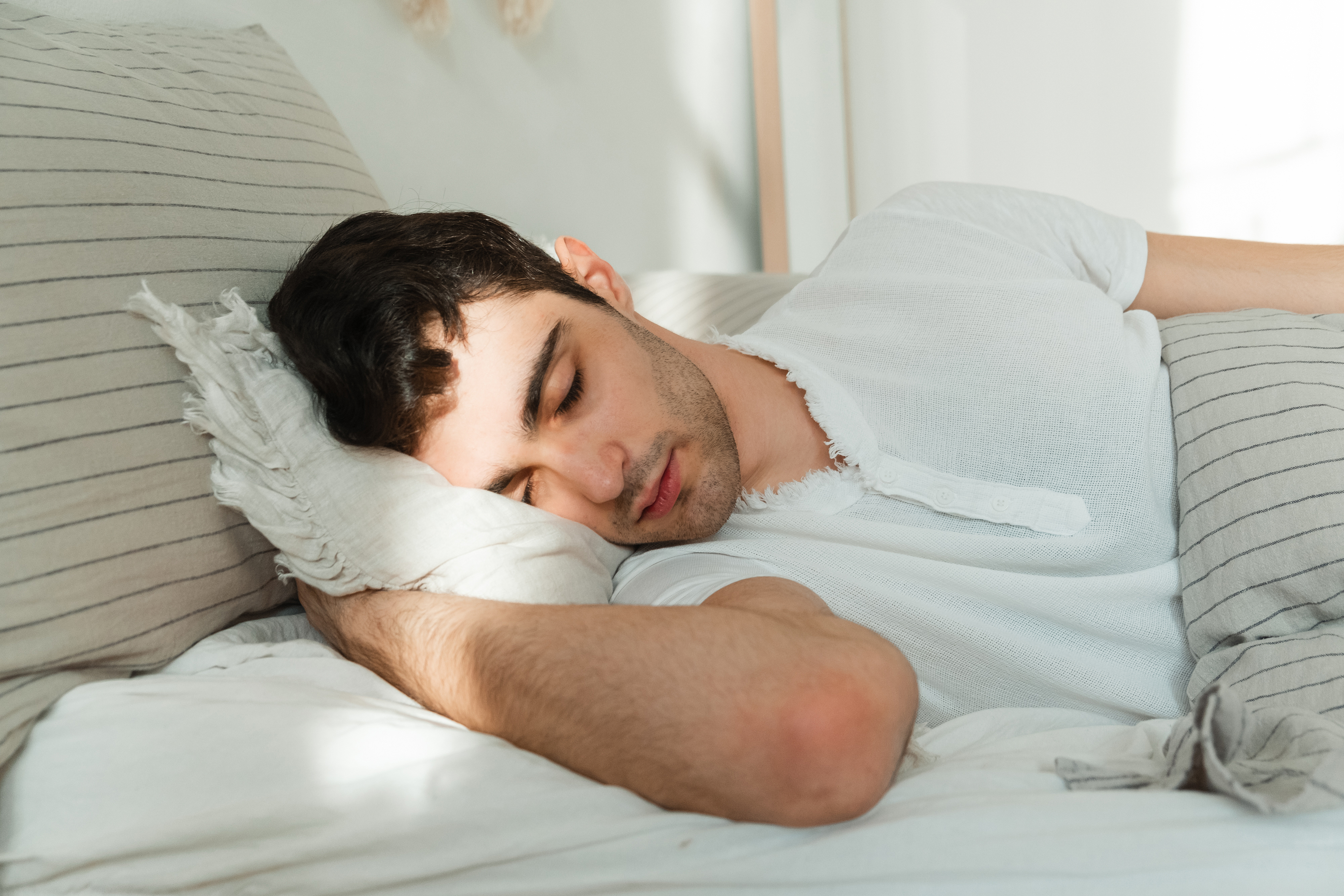 Découvrez comment une nuit de sommeil réparateur booste votre concentration, élimine les distractions et améliore votre bien-être au quotidien.